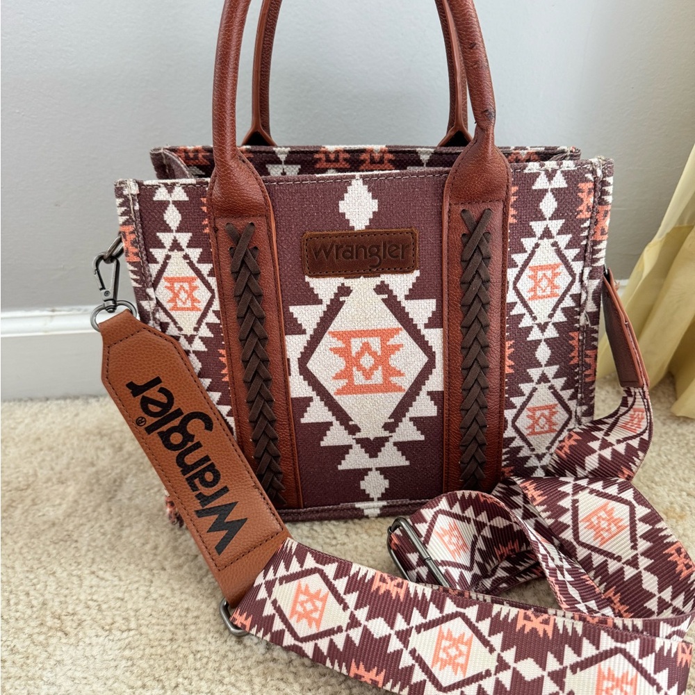 Wrangler Geometric Brown and Cream Tote
